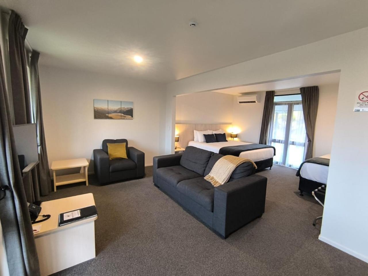 The Bealey Hotel Arthur's Pass Bagian luar foto